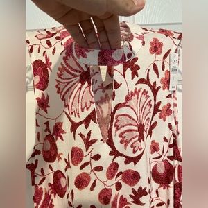 Loft XL NWT Keyhole top/tunic soft knit burgundy & cream color